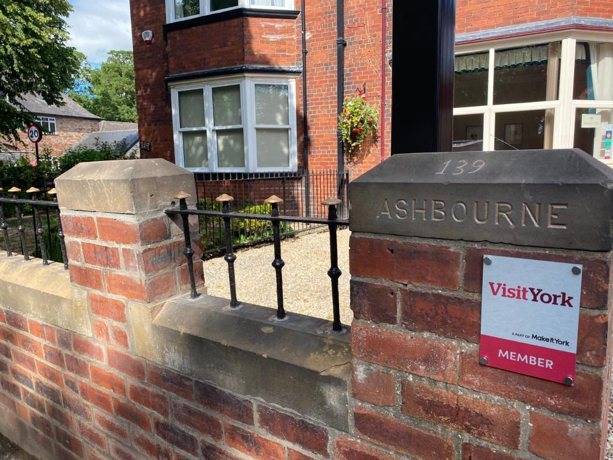 Ashbourne House 4*