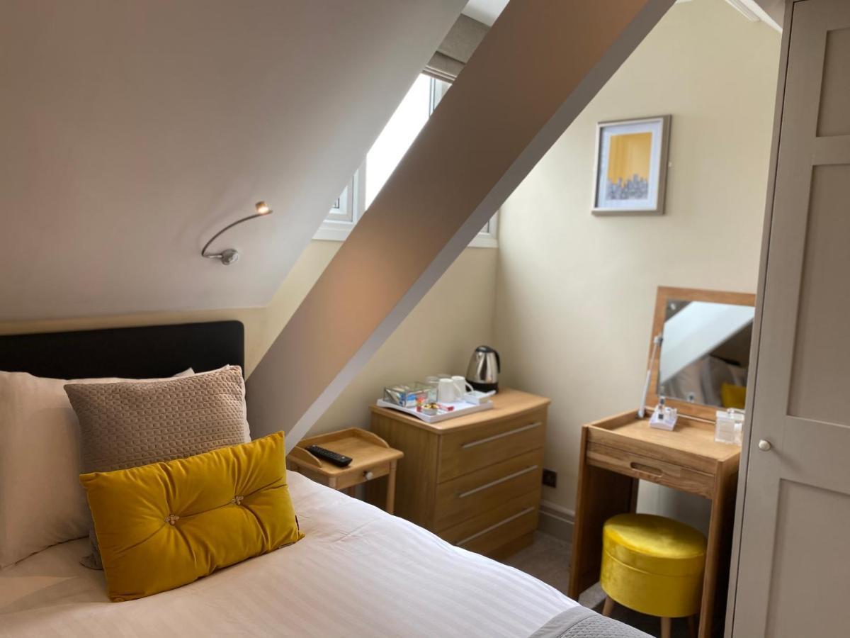Ashbourne House 4*