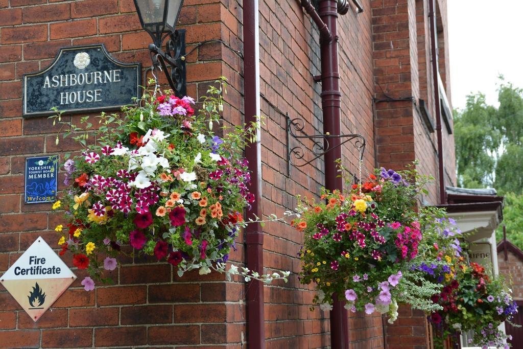 Ashbourne House Bed & Breakfast 4*